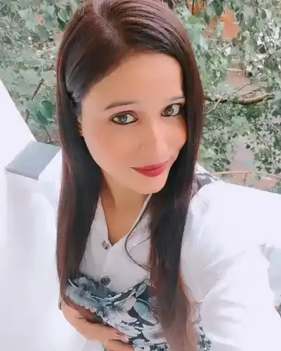 Call Girls in Kodinar
